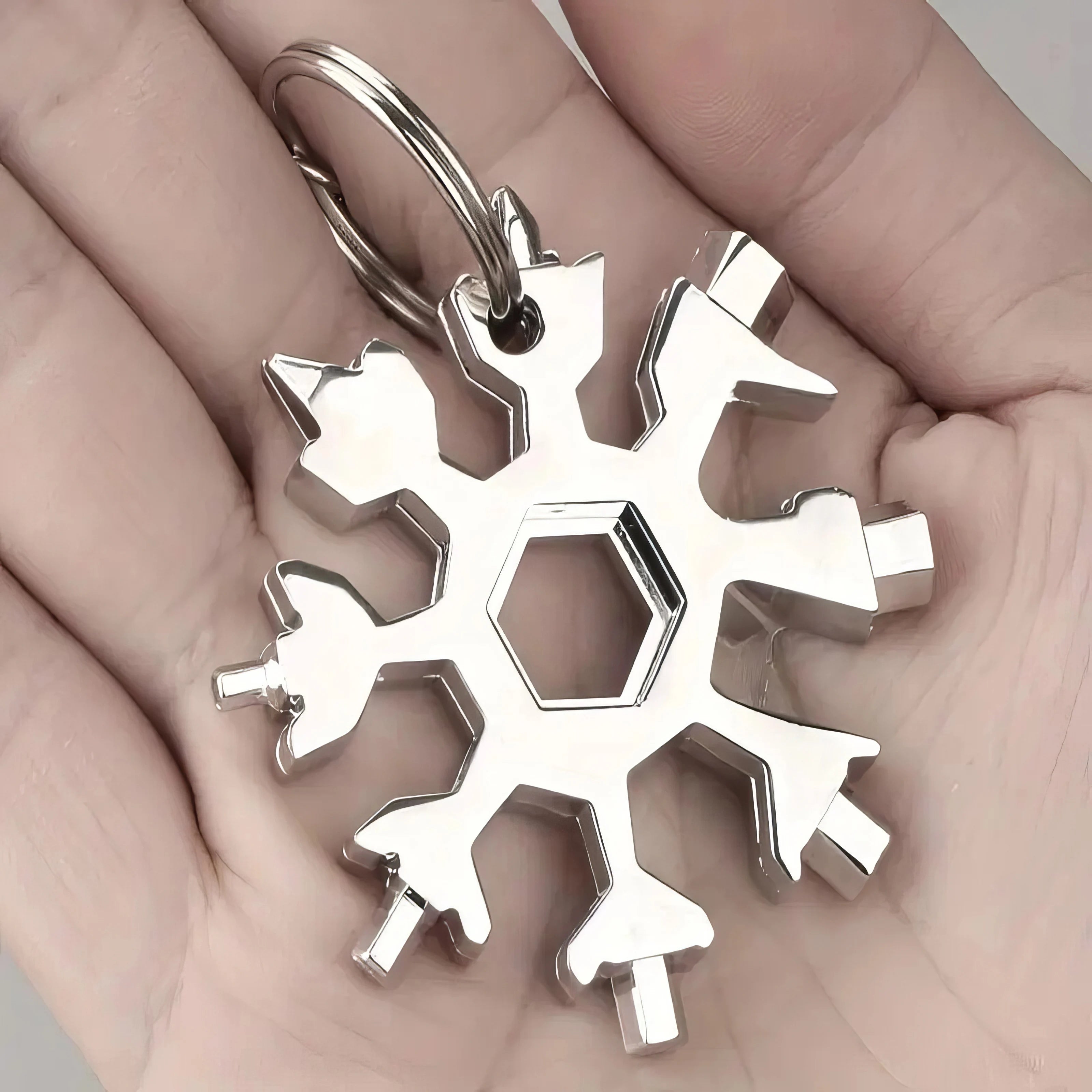 1/2 Snowflake Multi Functional Tool Silver, Durable Structure, Multi Functional Small Tool, Suitable for Camping and Home Use