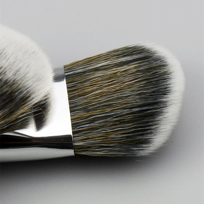 Professional Liquid Foundation Brush for Flawless Makeup - Smarsty