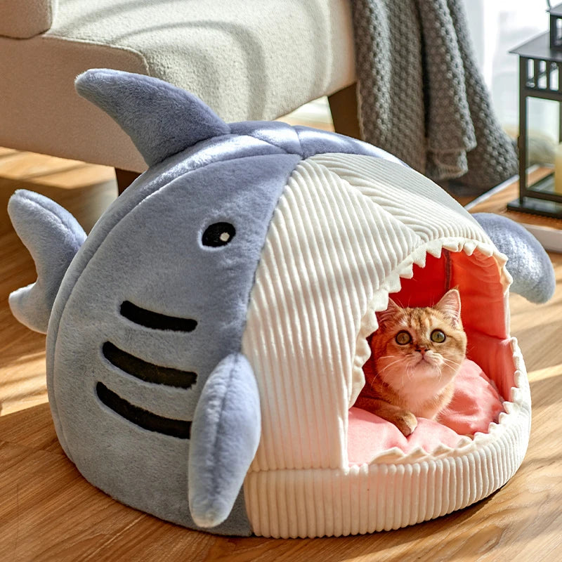 Enclosed Warm Cat Bed With Non-Slip Design - Smarsty