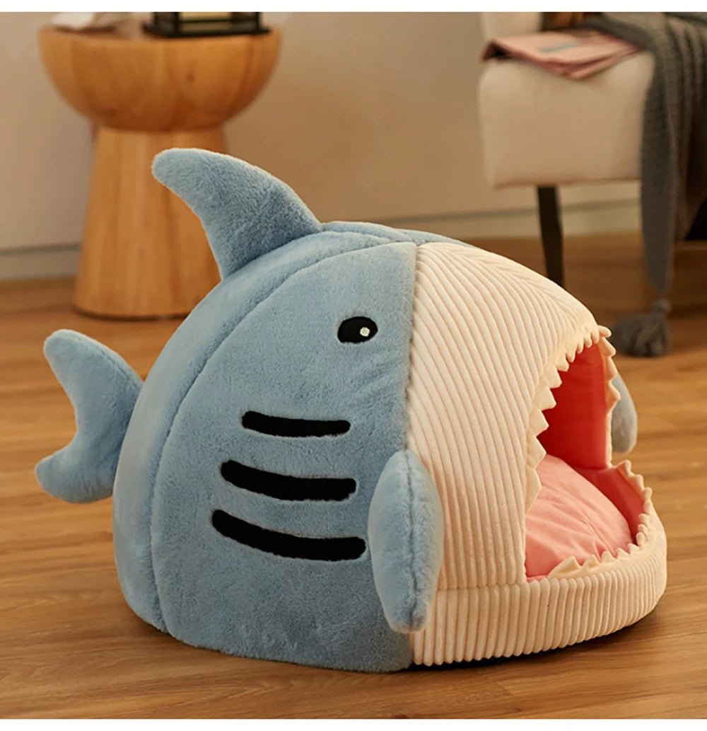 Enclosed Warm Cat Bed With Non-Slip Design - Smarsty