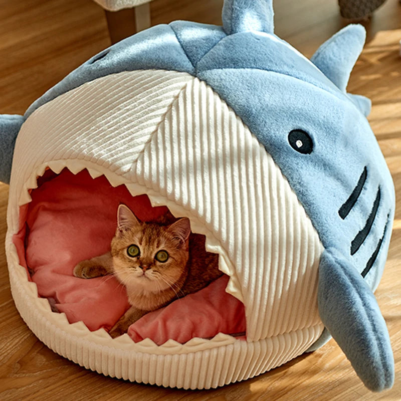Enclosed Warm Cat Bed With Non-Slip Design - Smarsty