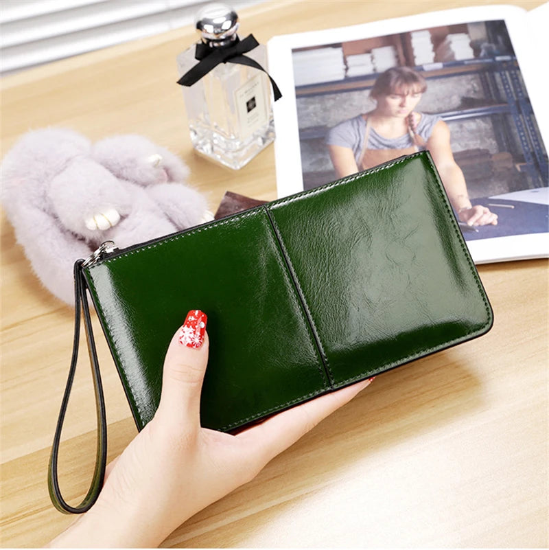 Women's Vintage Oil Wax PU Leather Clutch Wallet Female Large Capacity Phone Purse Ladies Wristband Simple Card Holder Pouch Bag