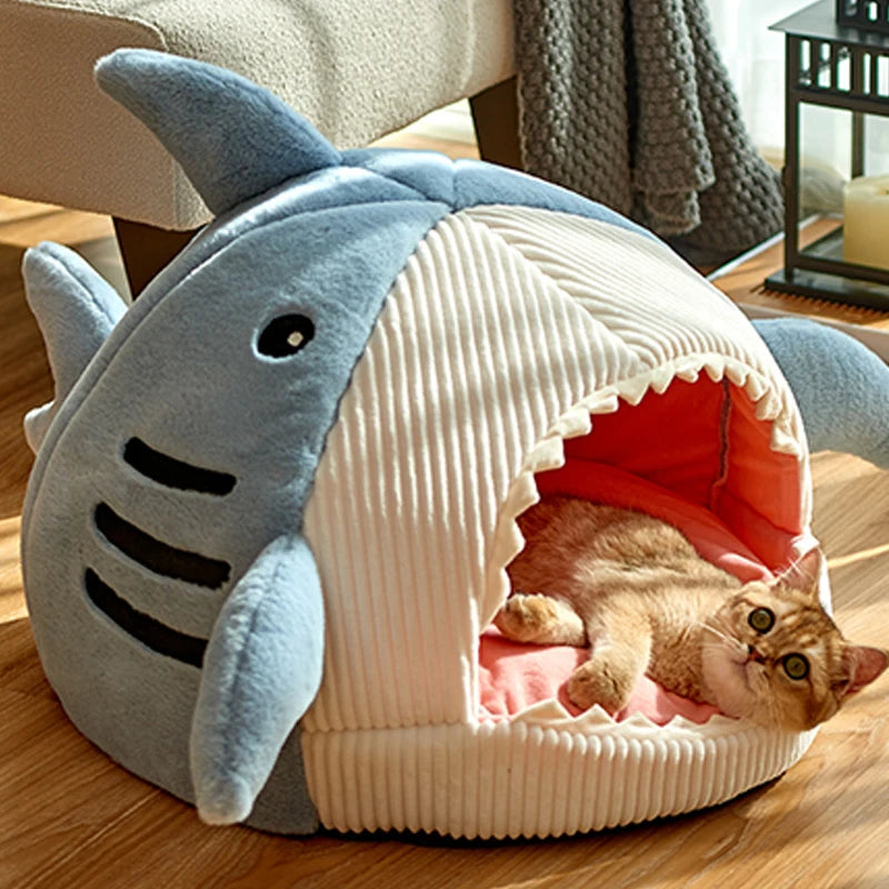 Enclosed Warm Cat Bed With Non-Slip Design - Smarsty