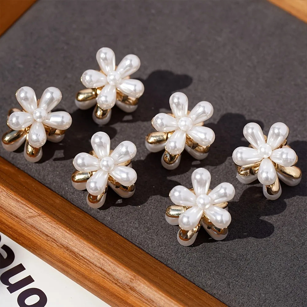 Flower Shaped Hair Grab Clips with Faux Pearl Accents - Smarsty