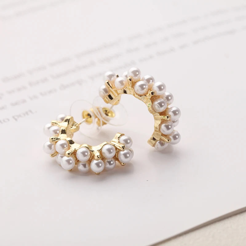 Minimal Geometric Circle Pearl Stud Earrings for Women - Smarsty