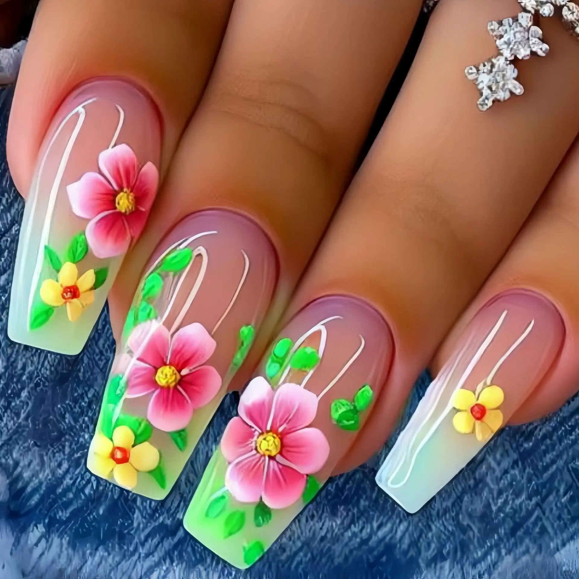 24 Piece Set Medium Long Press On Nails with Floral Design - Smarsty
