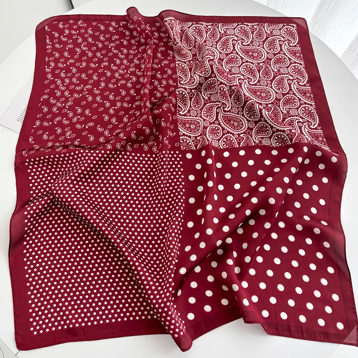 Women’s Breathable Retro Horse Print Silk Scarf - Smarsty