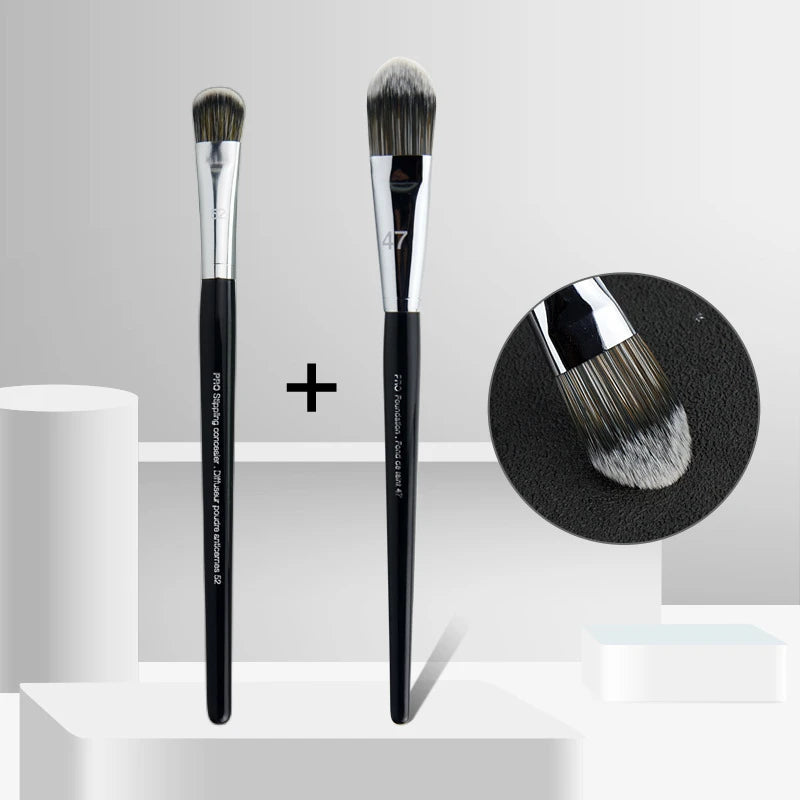 Professional Liquid Foundation Brush for Flawless Makeup - Smarsty