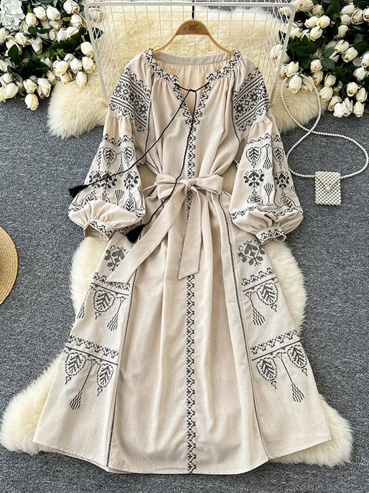 Bohemian Retro Ethnic Style Dress Women's New Spring Autumn Embroidered Lace Up Lantern Sleeves Waist Cinching Long Dress A155 - Smarsty