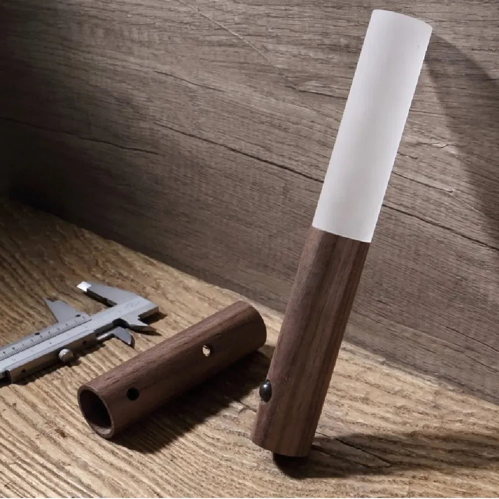 Intelligent Wooden Magnetic LED Night Light for Safety - Smarsty
