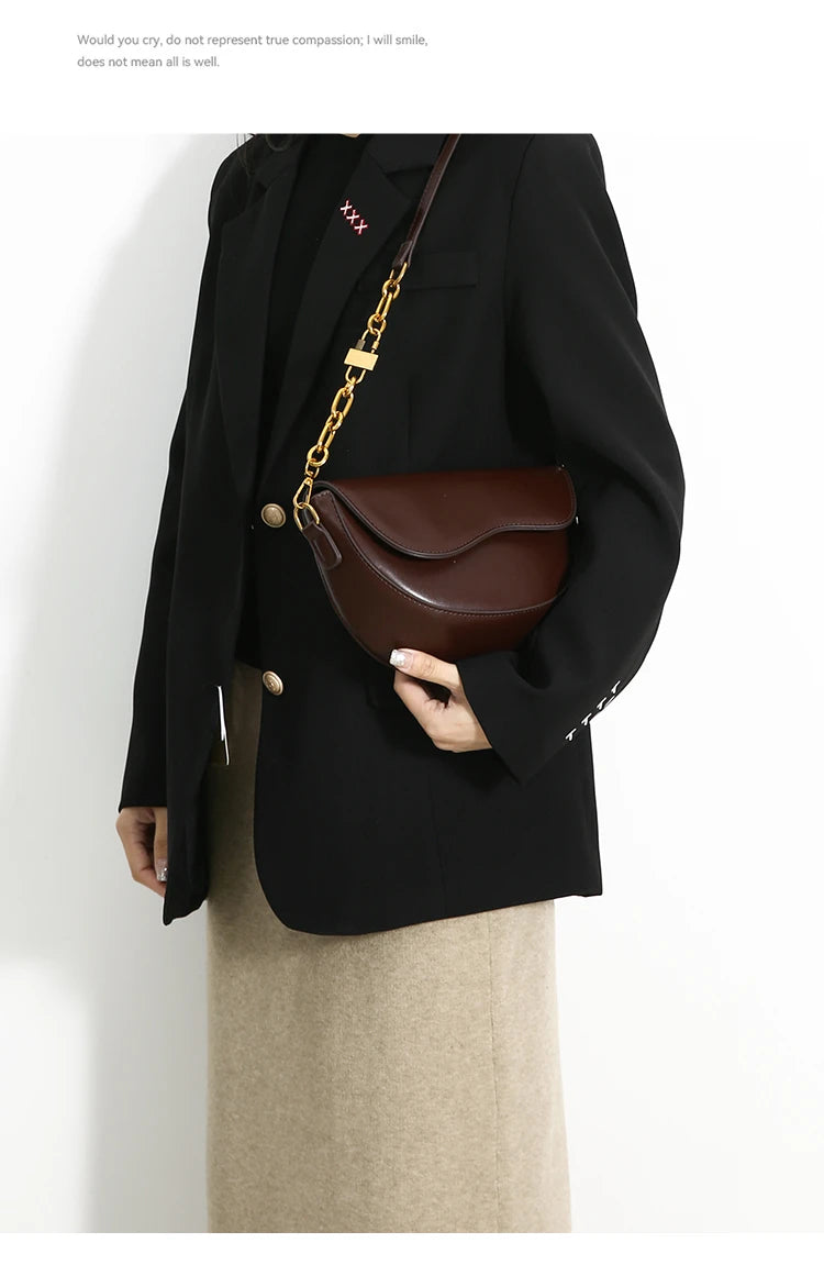 Small Leather Saddle Bag For Women Crossbody Vintage Style - Smarsty