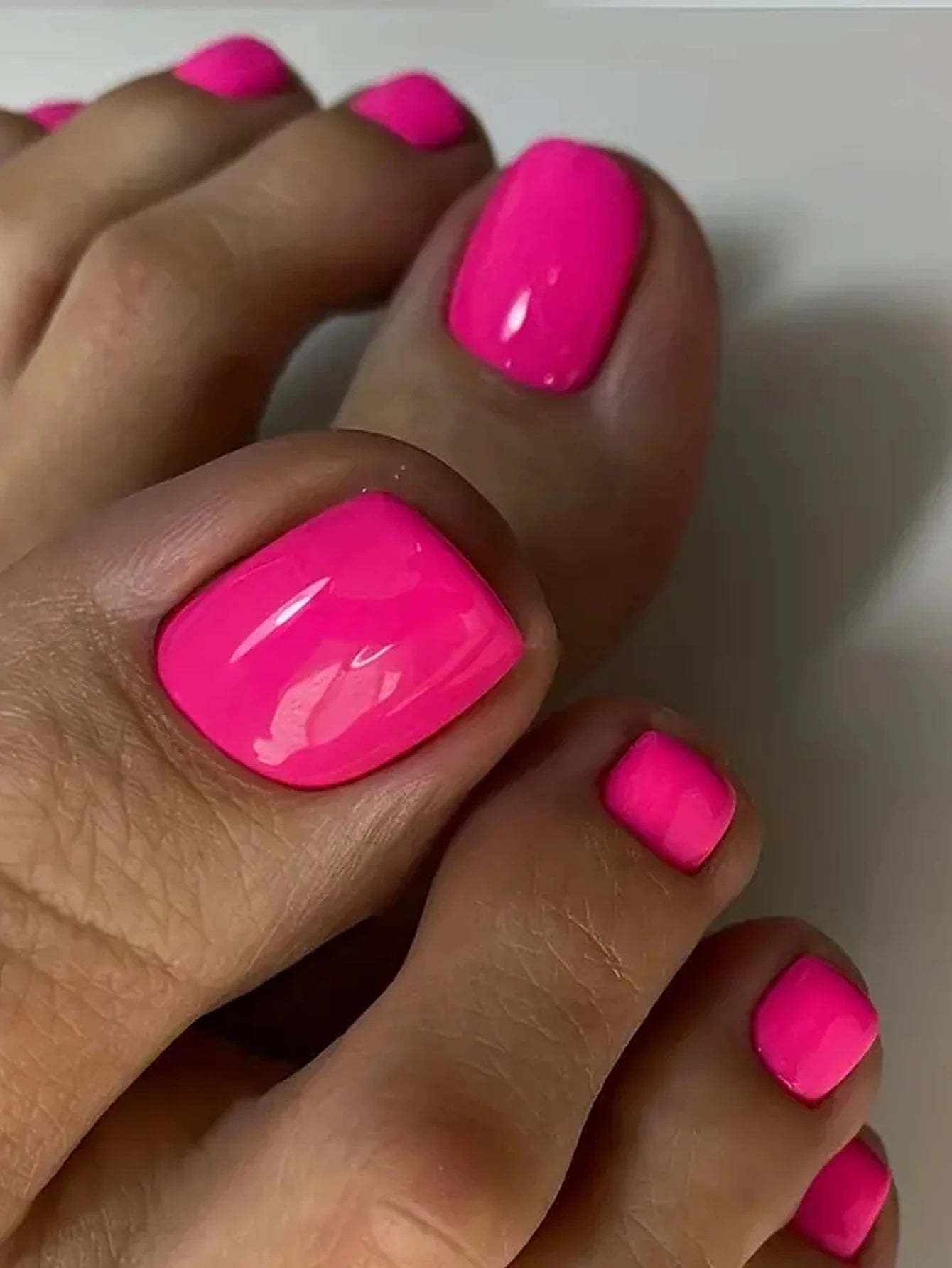 24pcs Glossy Nude Press On Toe Nails With French Edge - Smarsty