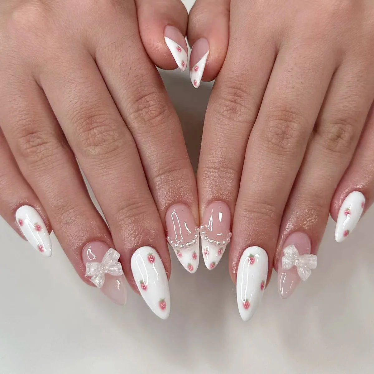 24Pcs Cute Strawberry French Press On Nails - Smarsty