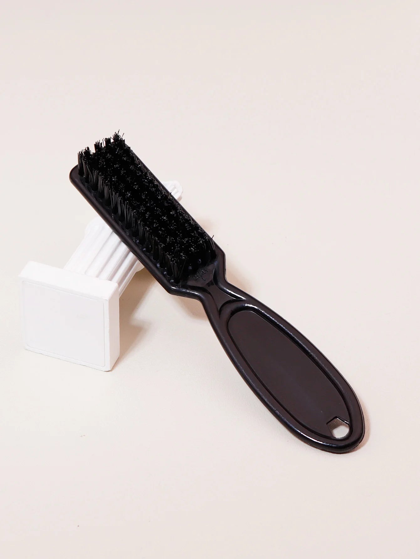 Neck Cleaning Brush for Hairdressers Durable Nylon Hair Tool - Smarsty