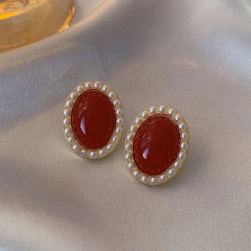 Vintage Pearl Stud Earrings For Women Elegant Retro Chic - Smarsty