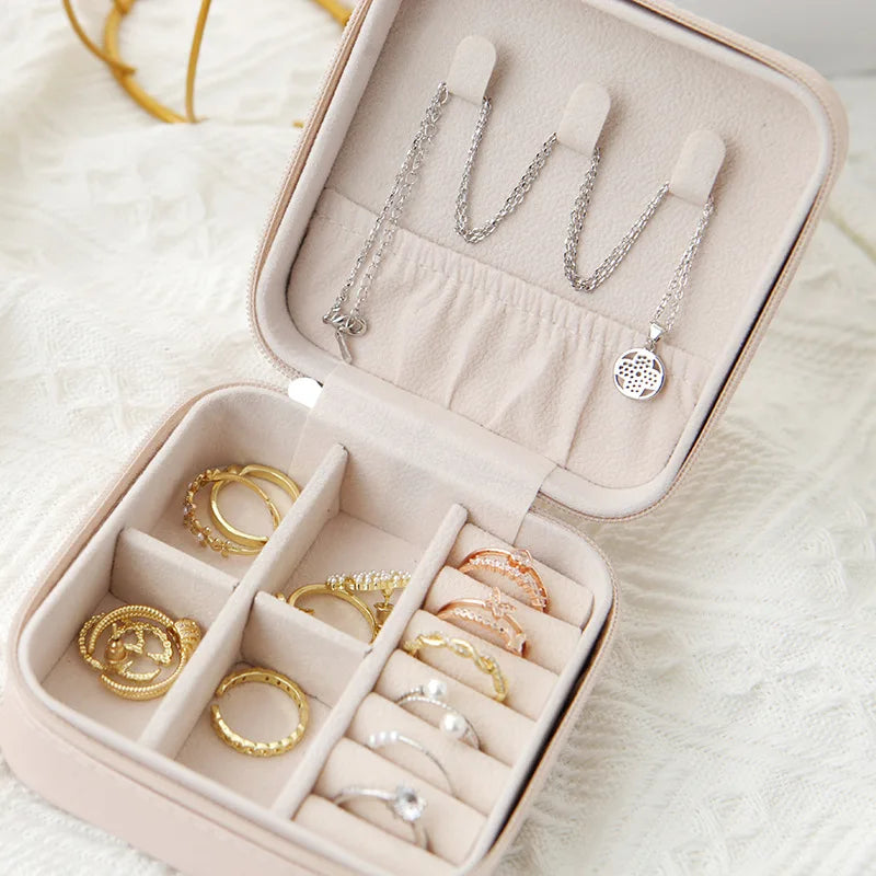 Travel Jewelry Box in Classic Black and Pink Leather - Smarsty
