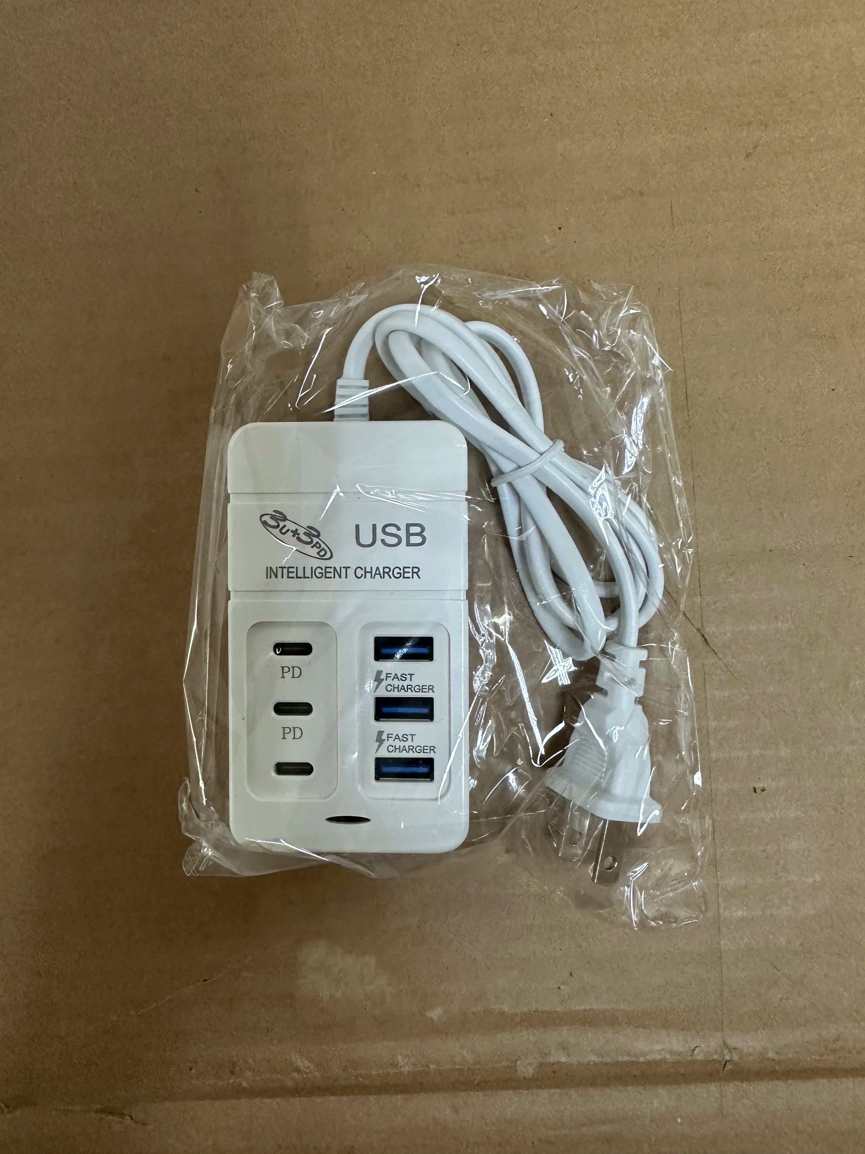 Portable USB Power Charger With Fast Charging Ports - Smarsty