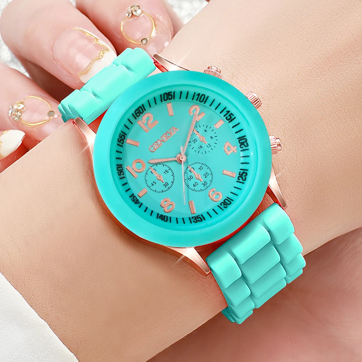 Fashionable Women's Quartz Watches with Leather Band - Smarsty