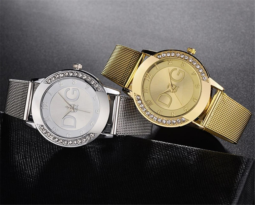 Luxury Women's Diamond Quartz Watch with Gold Mesh Strap - Smarsty