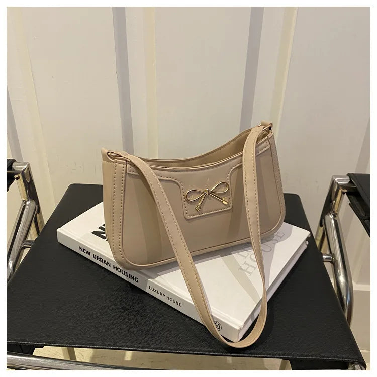 Metal Bow Shoulder Bag For Women With Classic Baguette - Smarsty