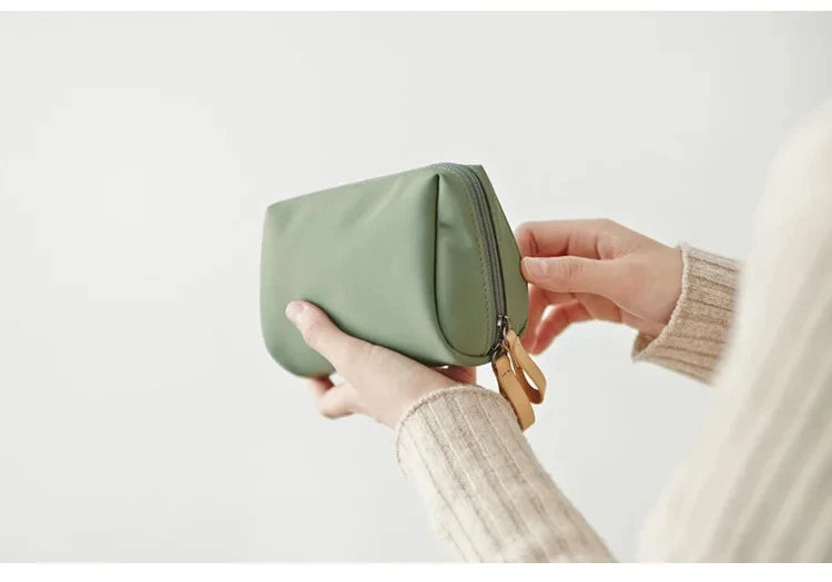 2024 New Women Cosmetic Bag Solid Color Korean Style Makeup Bag Pouch Toiletry Bag Waterproof Makeup Organizer Case Luxury Bag - Smarsty