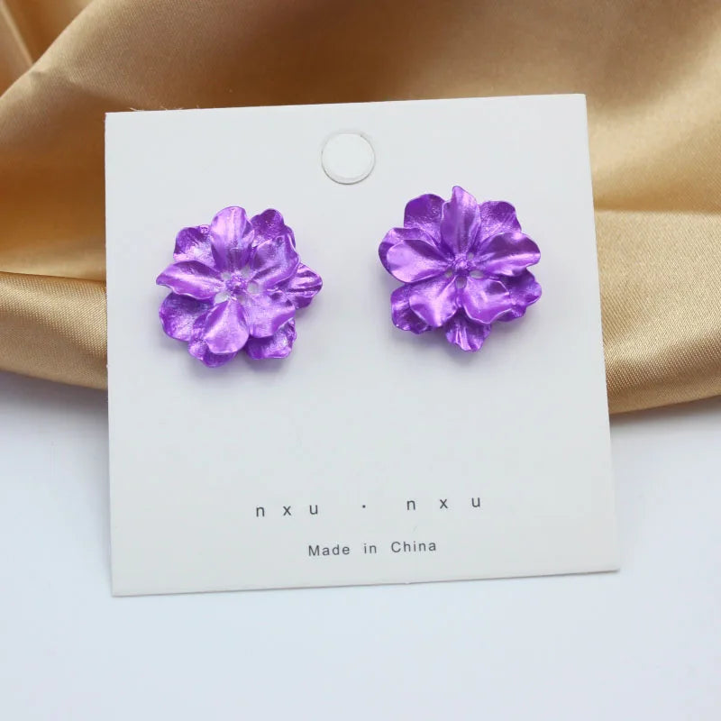 Large White Camellia Resin Stud Earrings Bridal Gift - Smarsty