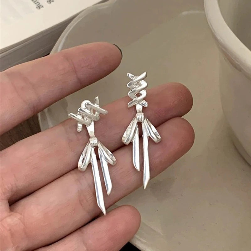 Y2K Bow-Knot Ear Clips for Trendy Korean Fashion Jewelry - Smarsty