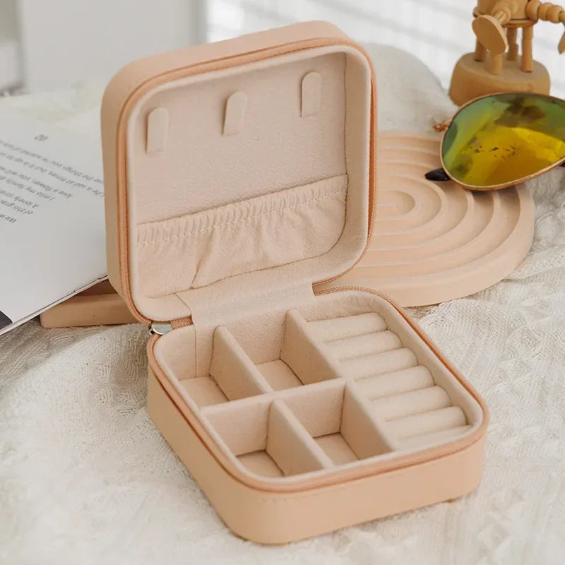 Portable Jewelry Organizer Case for Travel Storage - Smarsty