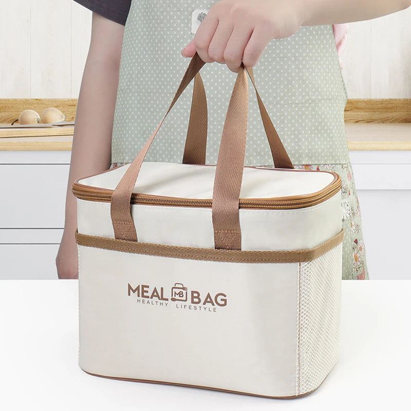 Insulated Lunch Bag With Waterproof Shoulder Strap - Smarsty
