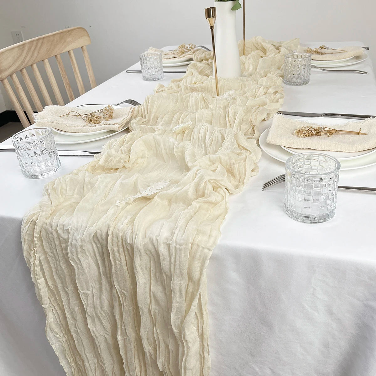 Wrinkle Gauze Table Runner for Elegant Dining Decor - Smarsty