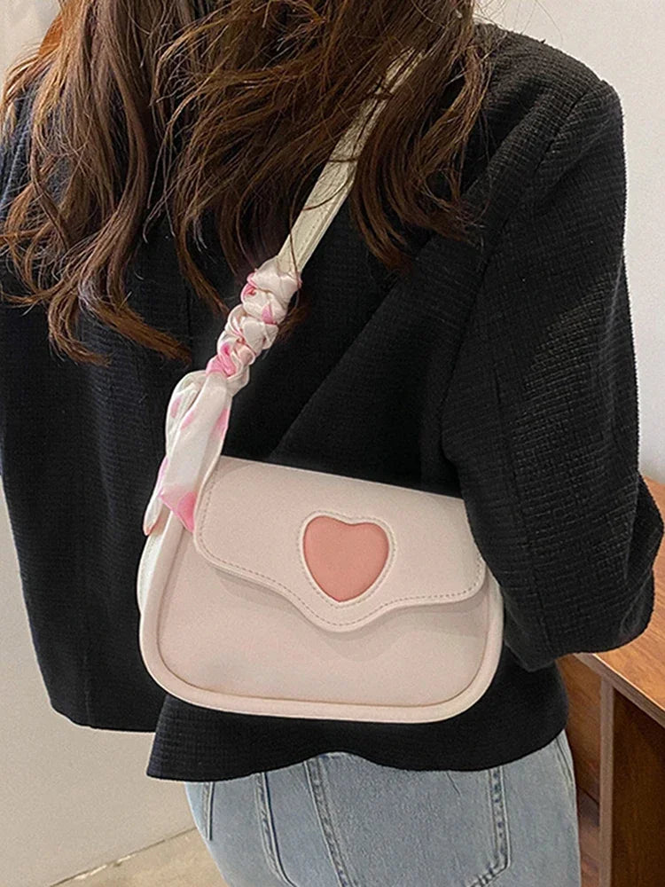 Women Slant Crossbody Saddle Bag Retro Love Pattern - Smarsty