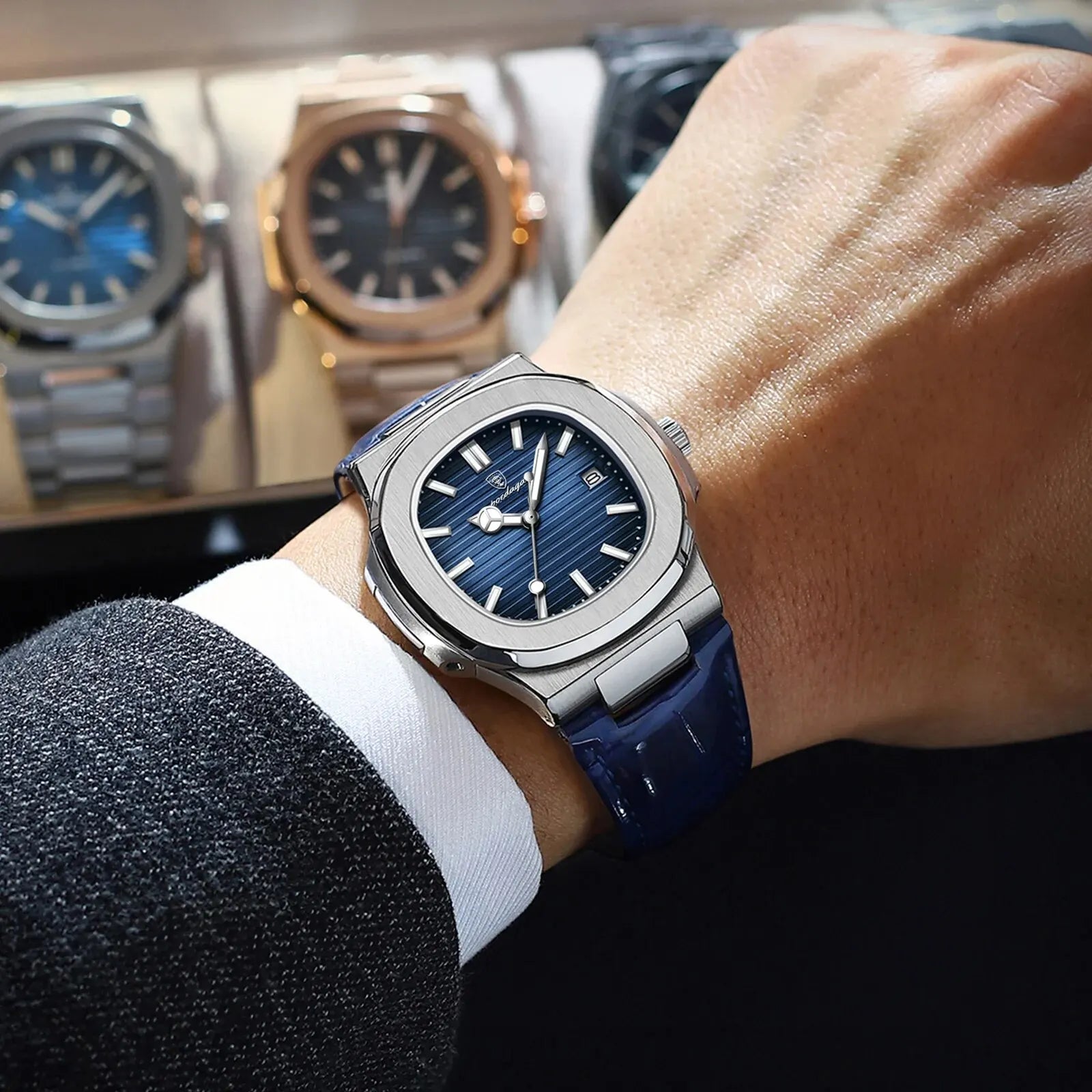 Luxury Waterproof Square Men's Quartz Watch with Luminous Dial - Smarsty