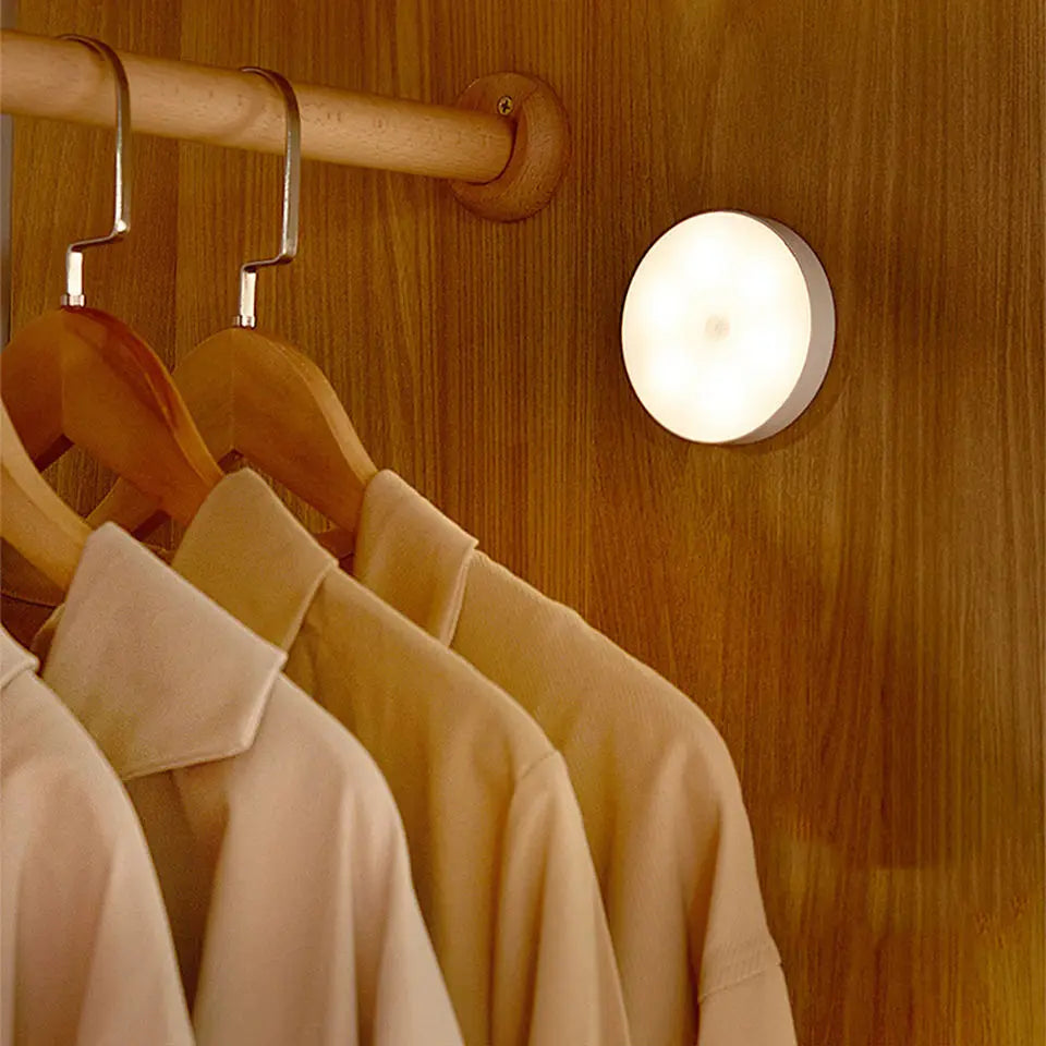 USB Rechargeable Motion Sensor LED Night Light - Smarsty