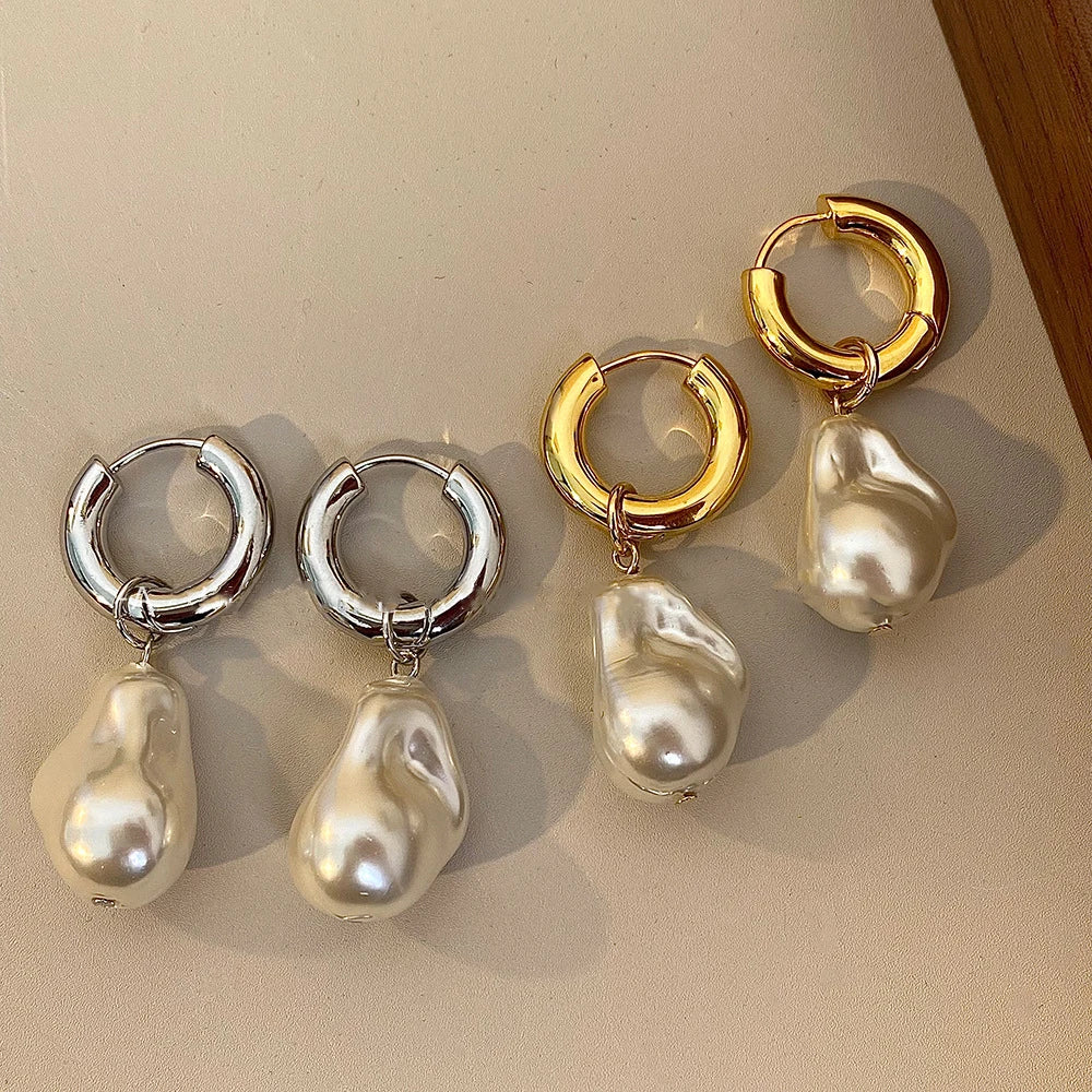 Elegant Gold Vintage Circle Drop Earrings with Baroque Pearl - Smarsty