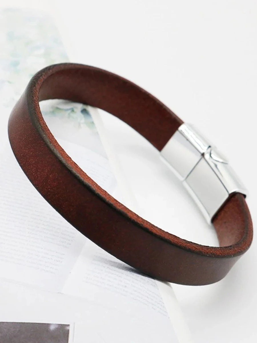 Vintage Cowhide Leather Bracelet for Men Magnetic Buckle - Smarsty