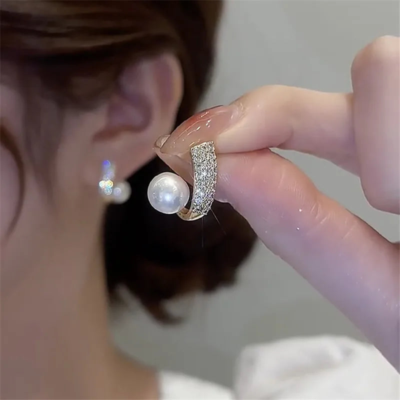 Minimal Geometric Circle Pearl Stud Earrings for Women - Smarsty