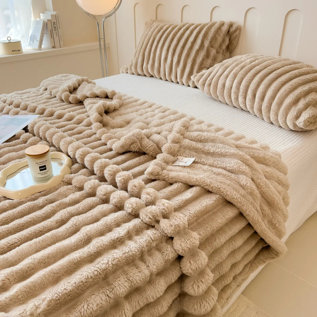 Thickened Striped Multifunctional Blanket for Comfort - Smarsty