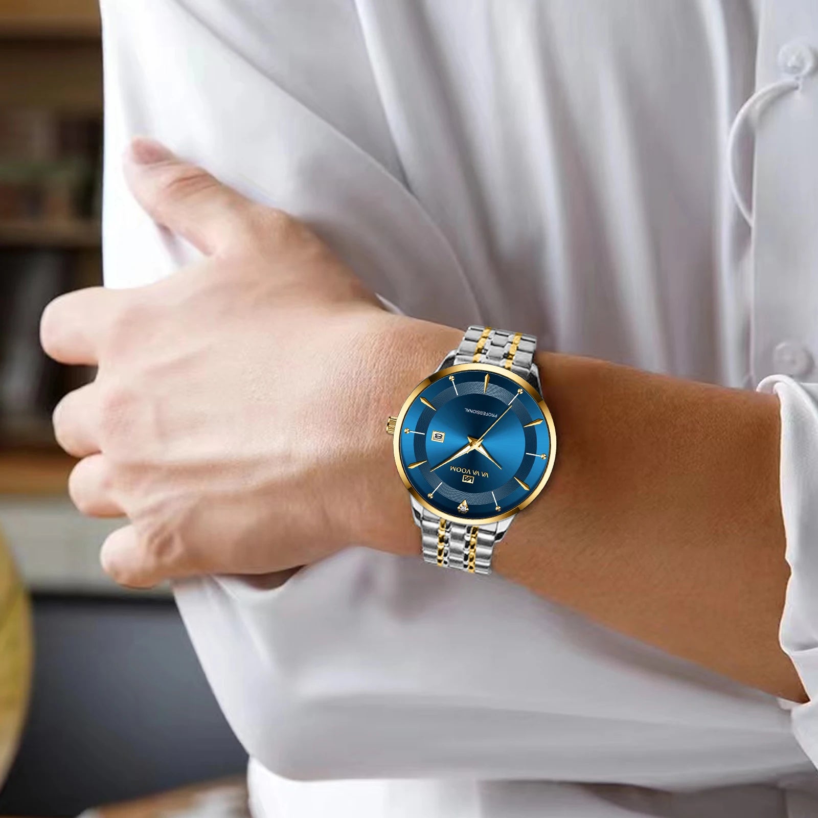 Luxury Stainless Steel Men's Watch with Rhinestones - Smarsty