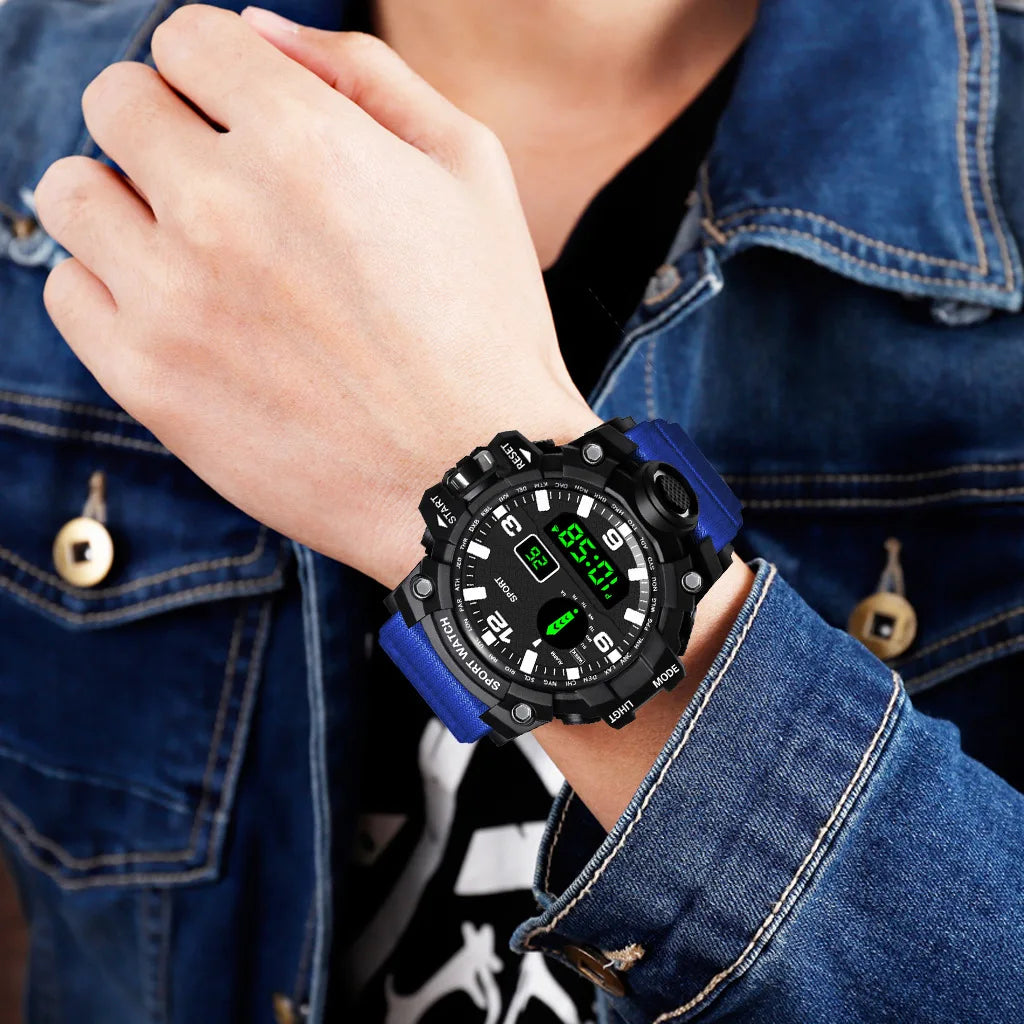 Men's Waterproof Sports Watch with Luminous Display and Alarm - Smarsty