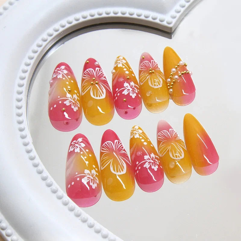 24 false nail pieces shipped randomly, Instagram-style false nails, wearable full-coverage almond-shaped press-on nails.