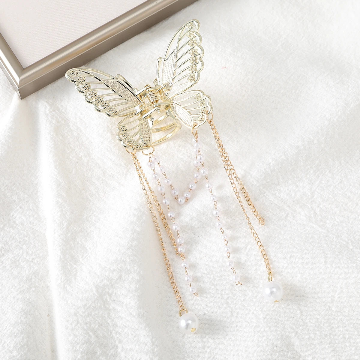 Korean Pearl Butterfly Hair Claw Clip For Women Stylish - Smarsty