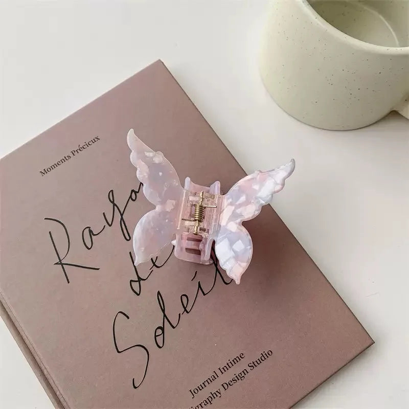 Three Dimensional Butterfly Acetate Hair Clip Lightweight - Smarsty