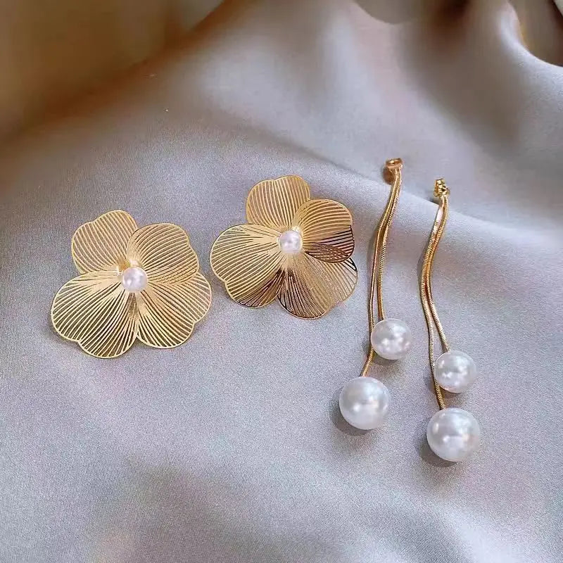 Romantic Flower Petal Tassel Earrings with Imitation Pearls - Smarsty