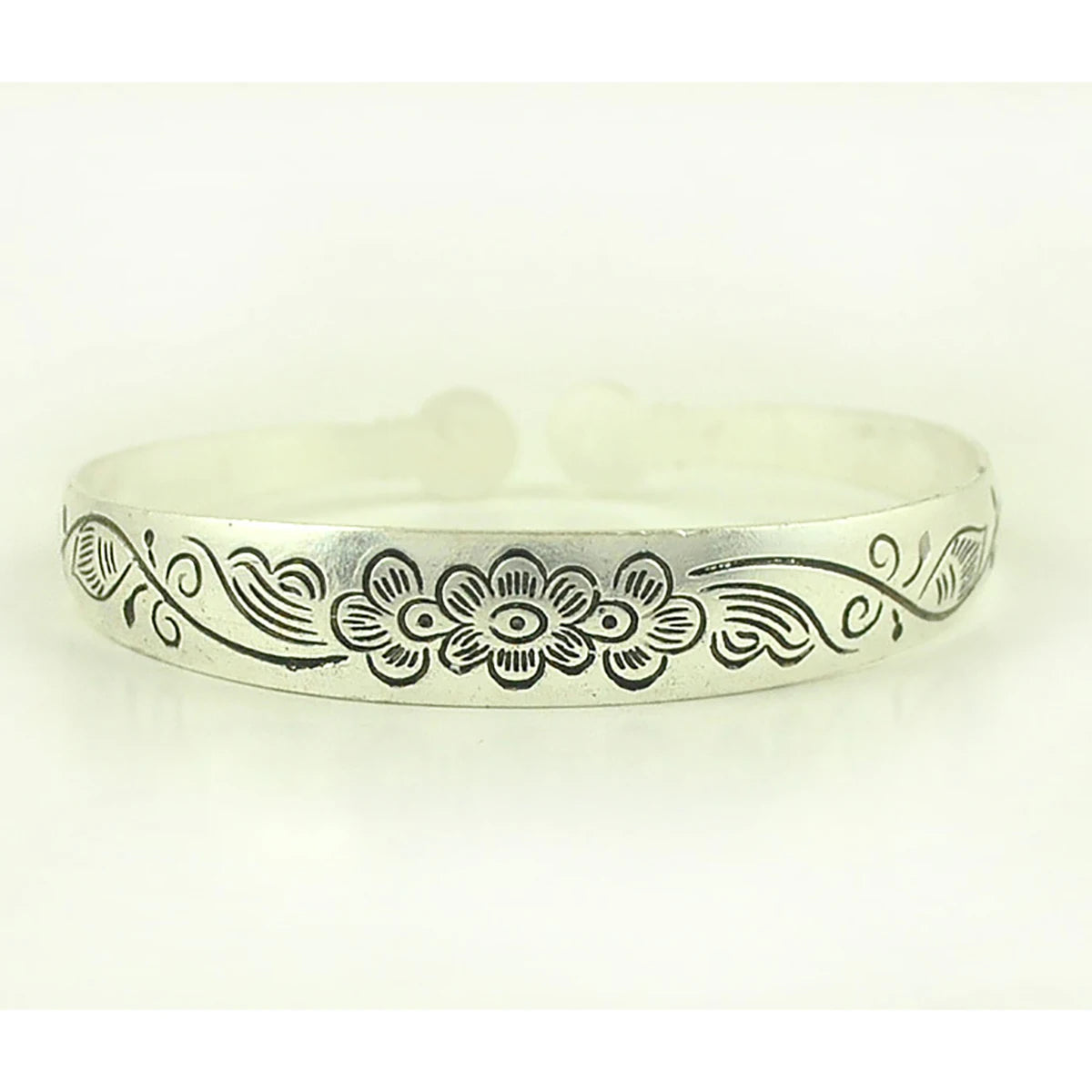 Vintage Tibetan Silver Cuff Bracelet for Unique Style - Smarsty
