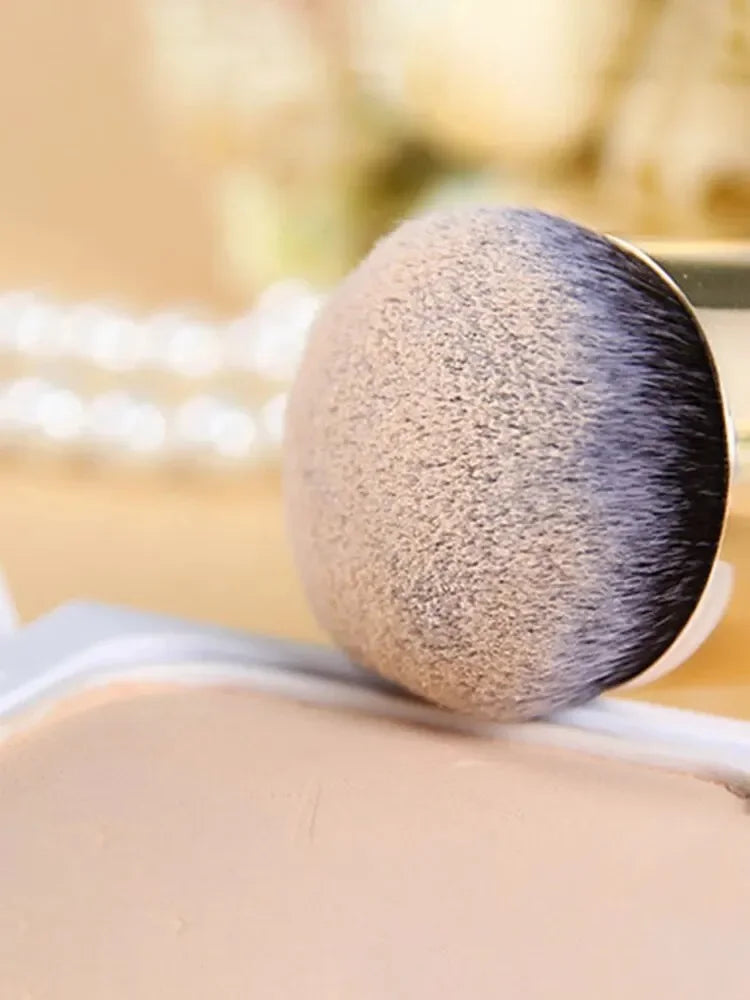Versatile Foundation Makeup Brush for Flawless Application - Smarsty