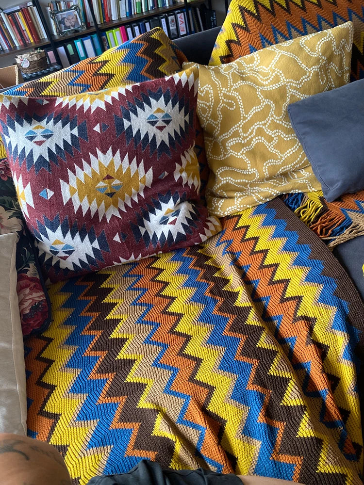 Boho Aztec Throw Blanket for Stylish Home Decor - Smarsty