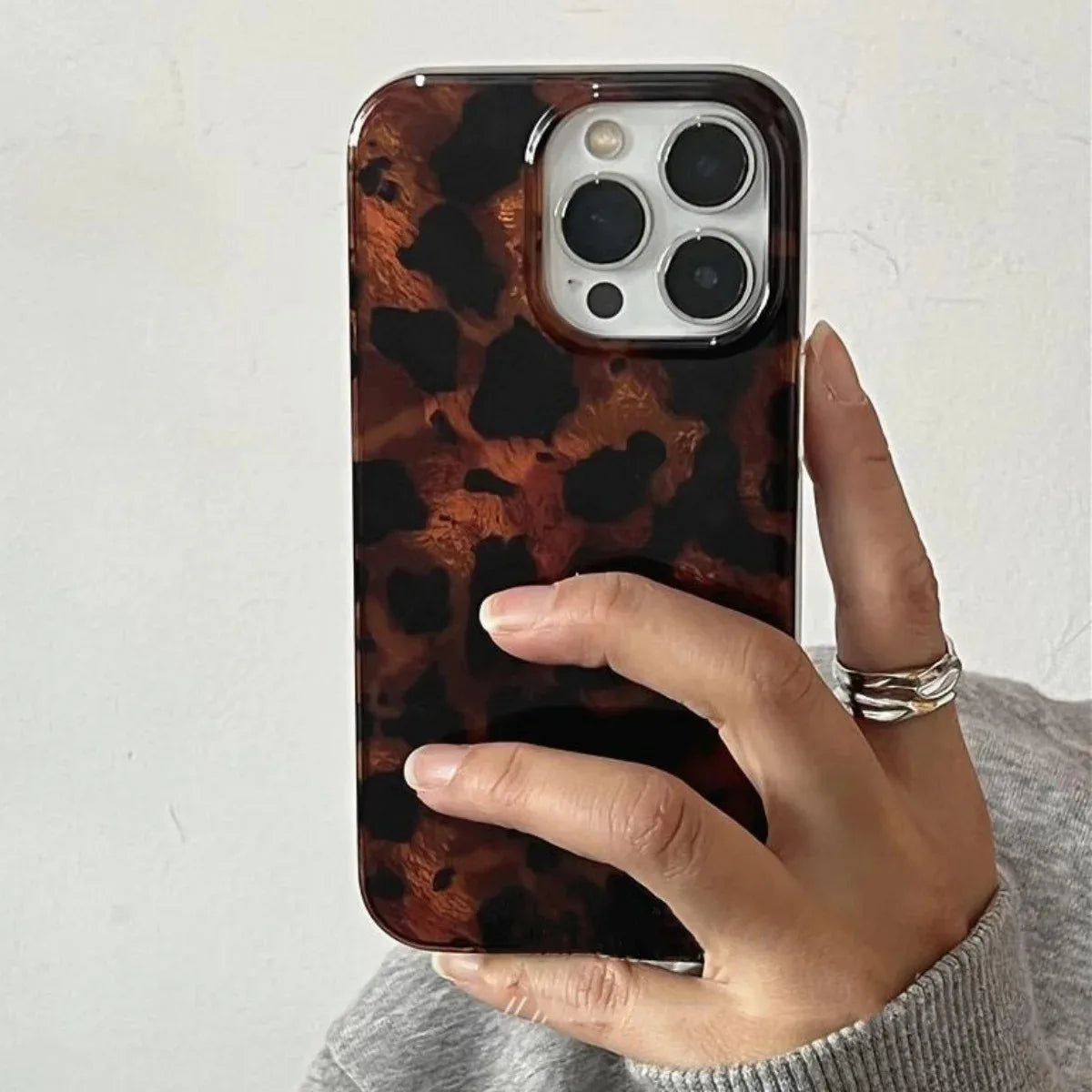 Retro Amber Texture Laser iPhone Case Leopard Pattern - Smarsty