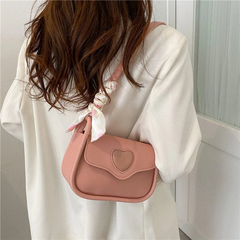 Women Slant Crossbody Saddle Bag Retro Love Pattern - Smarsty
