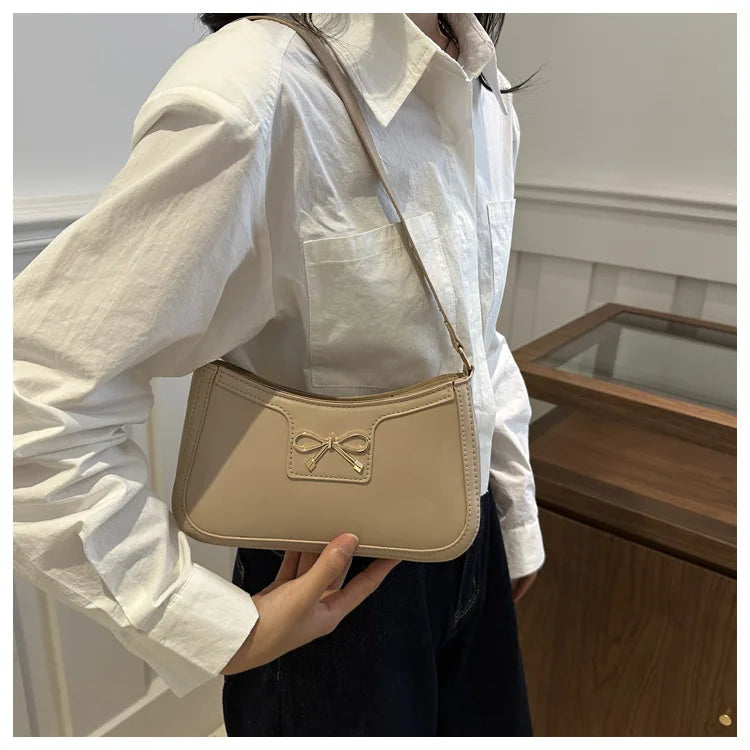 Metal Bow Shoulder Bag For Women With Classic Baguette - Smarsty