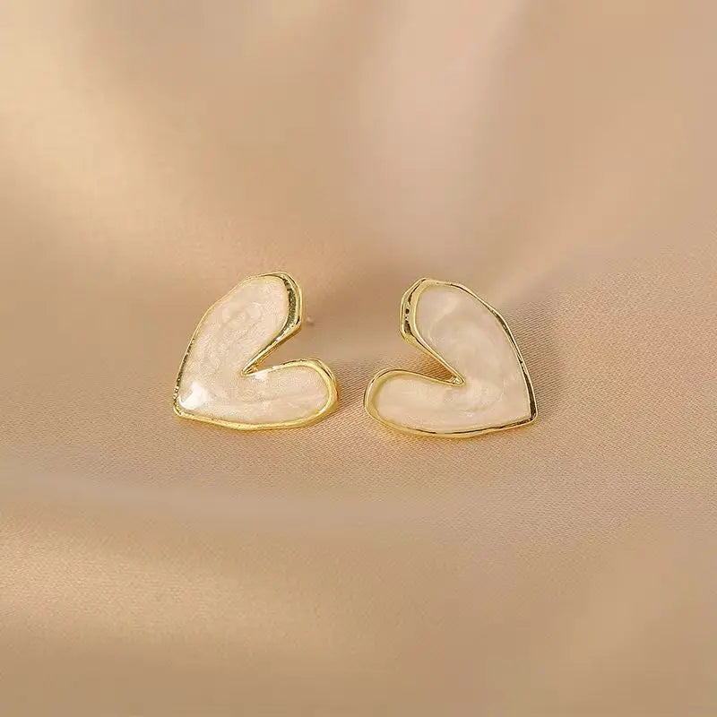 Elegant Pearl Heart Stud Earrings For Wedding Gifts - Smarsty
